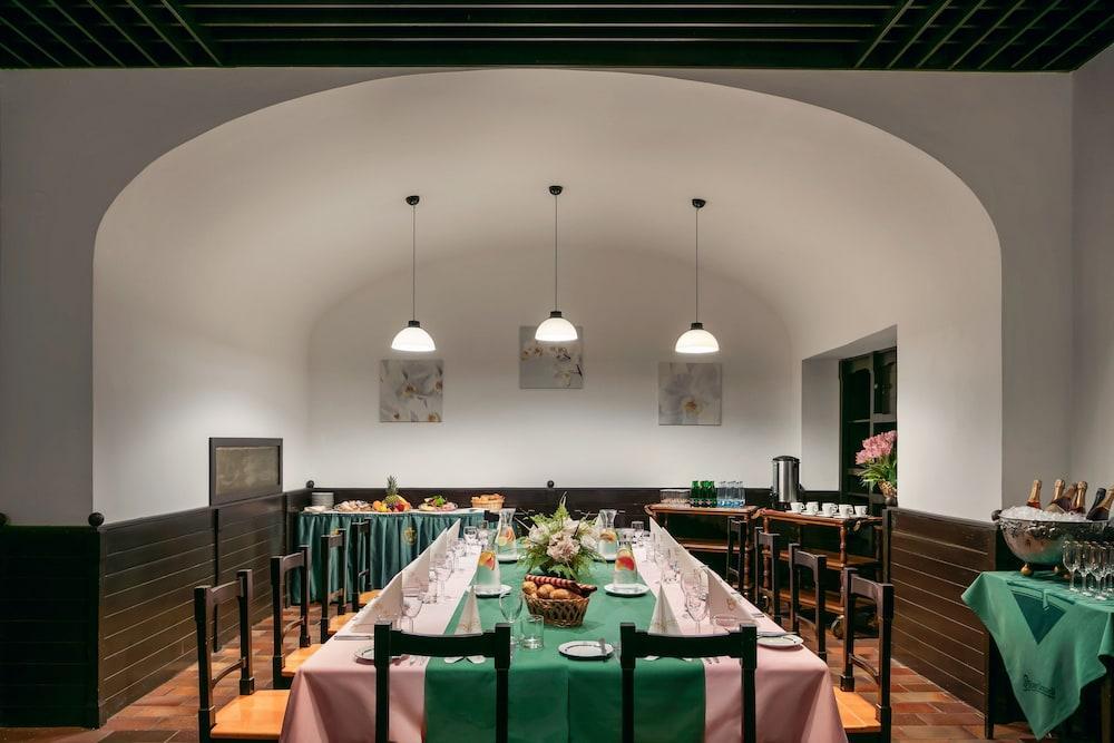 Ambassador Zlata Husa Прага Екстер'єр фото Restaurant