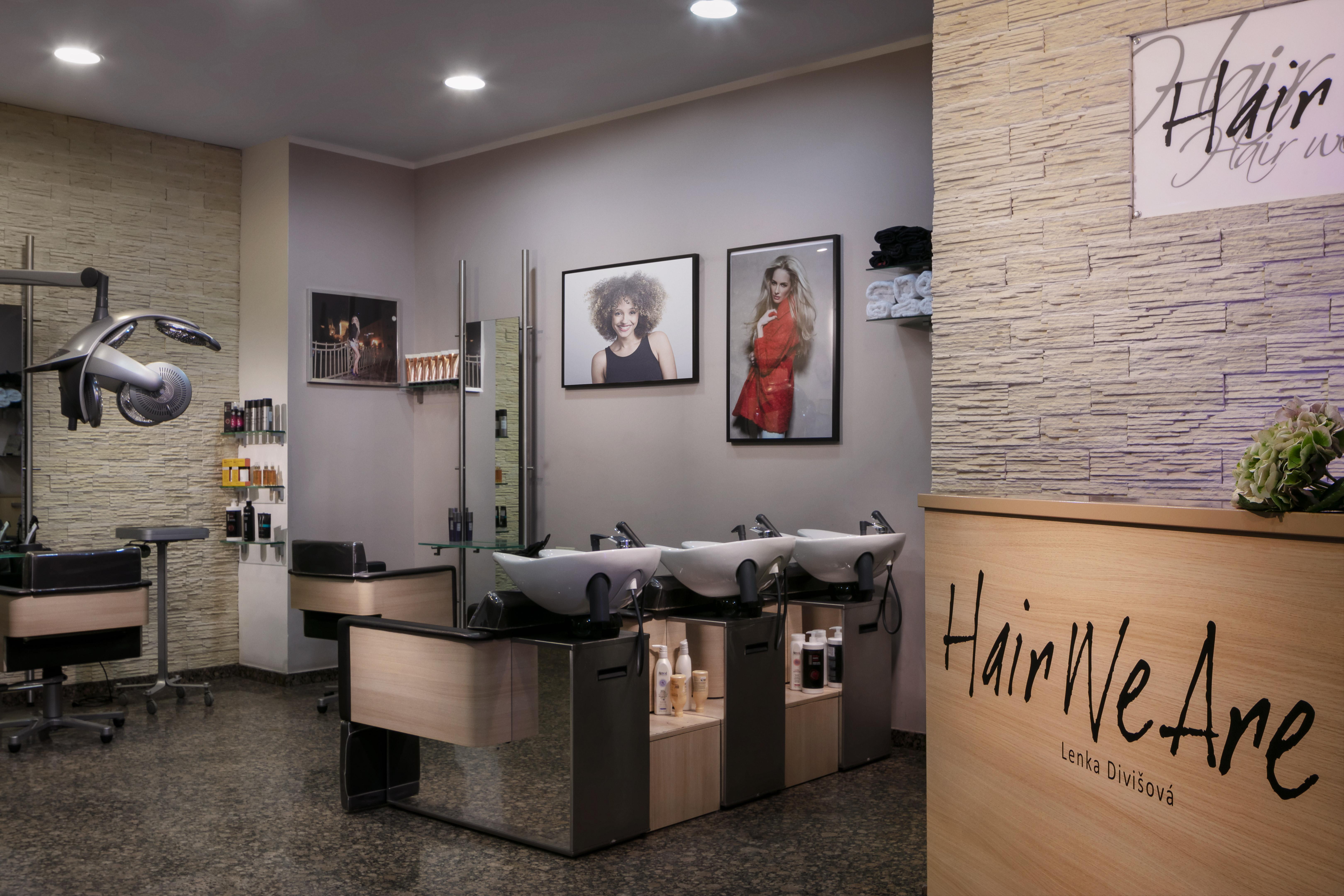 Ambassador Zlata Husa Прага Екстер'єр фото Hair salon in Germany