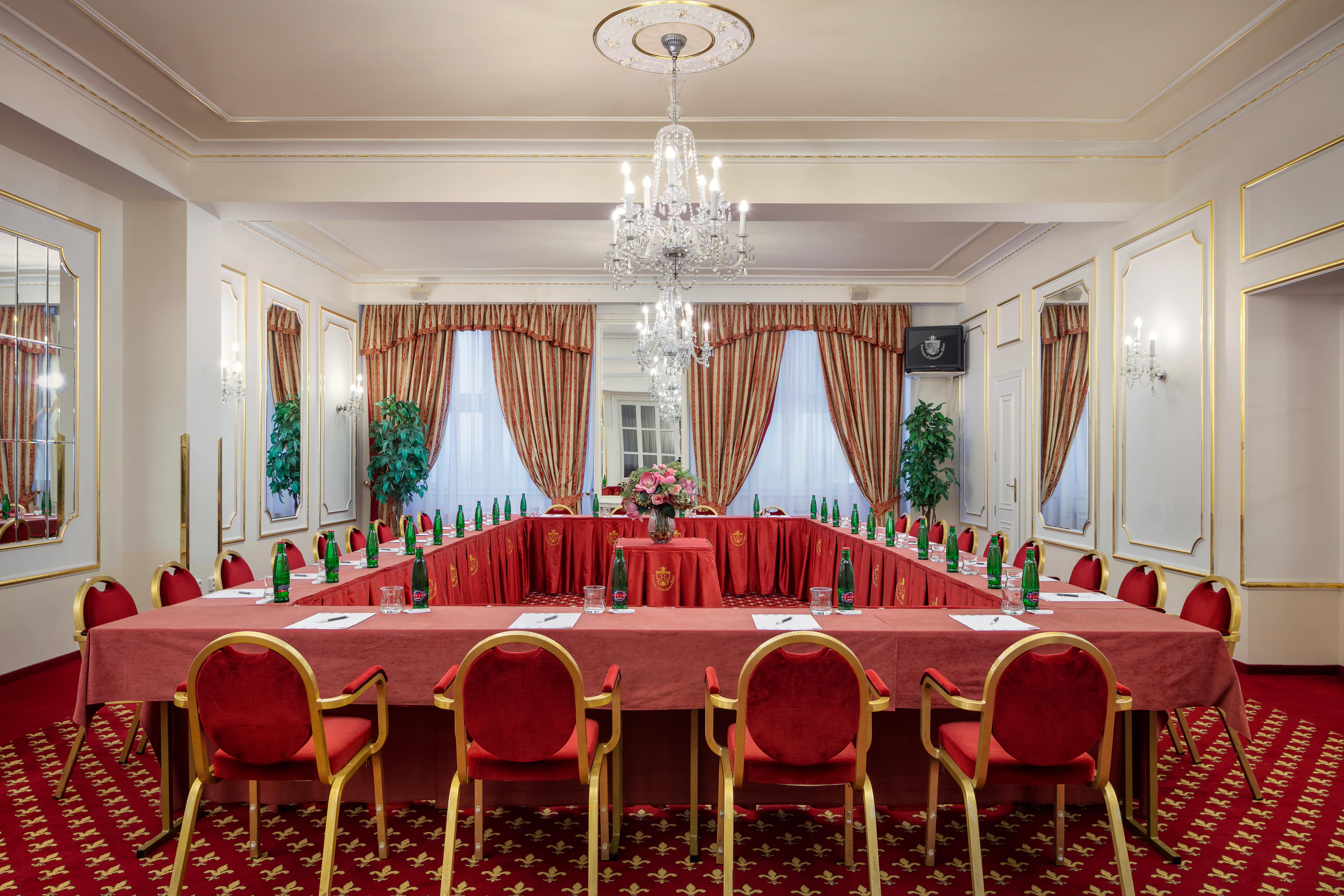 Ambassador Zlata Husa Прага Екстер'єр фото The ballroom